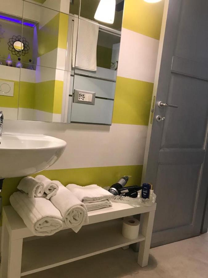 Sanctus Syrus 4 Hotel Albenga Bagian luar foto