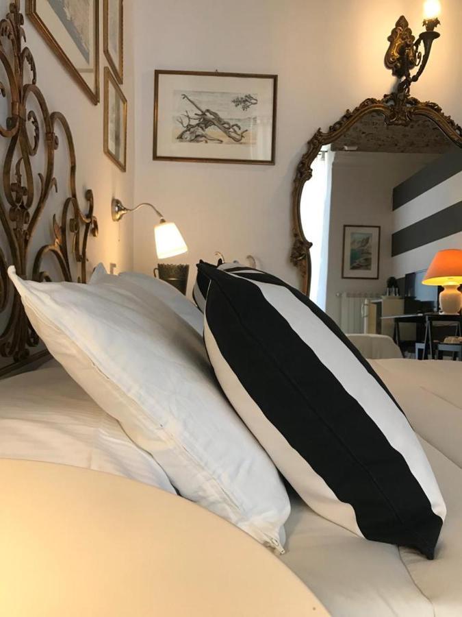 Sanctus Syrus 4 Hotel Albenga Bagian luar foto